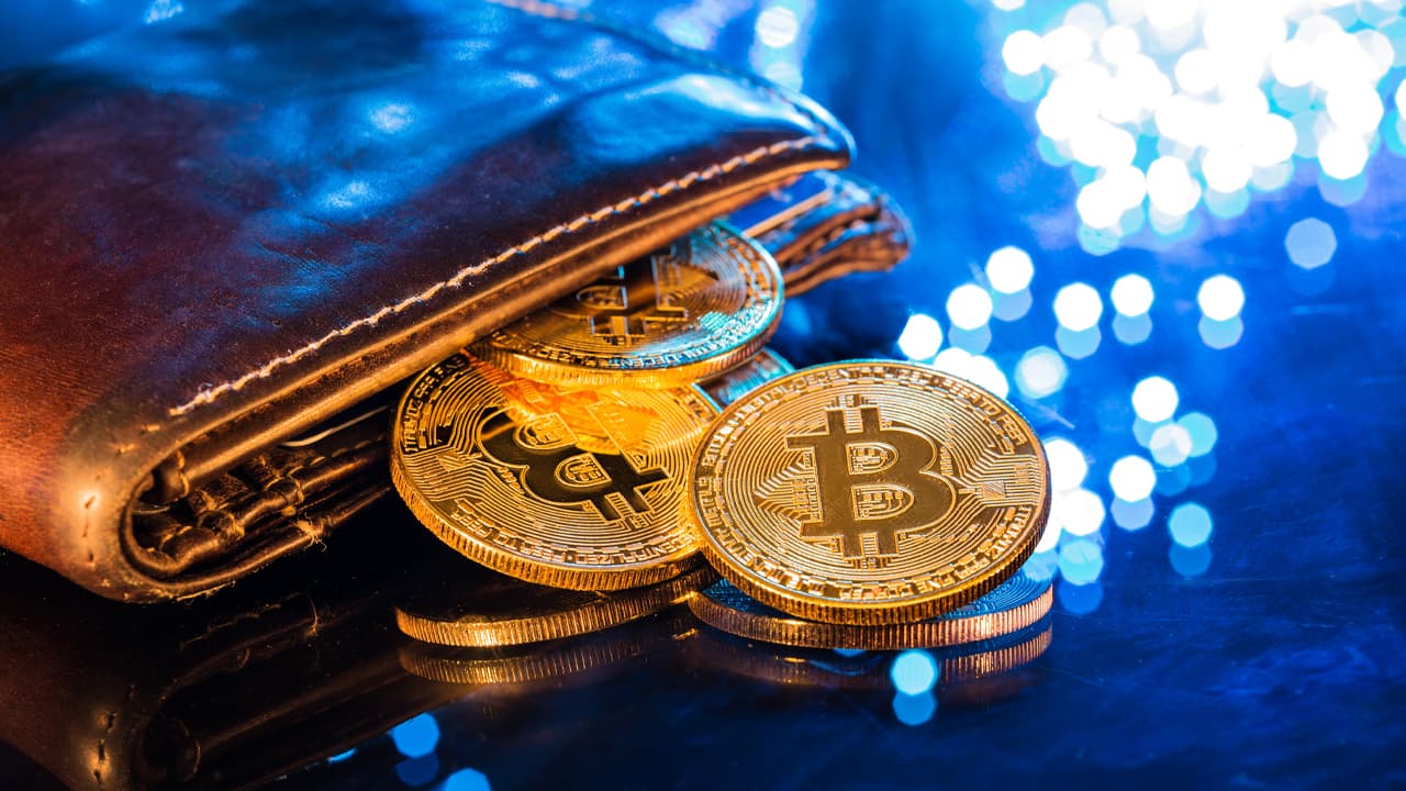 Maximizing Efficiency in High Fee Environments: A Guide to Bitcoin UTXO Consolidation 1