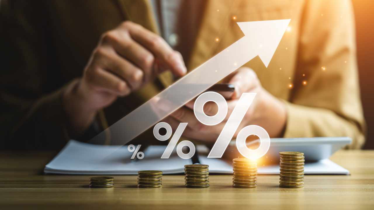 Africa's blockchain funding drops to 1.3% in 2023, deal share rises - report 1