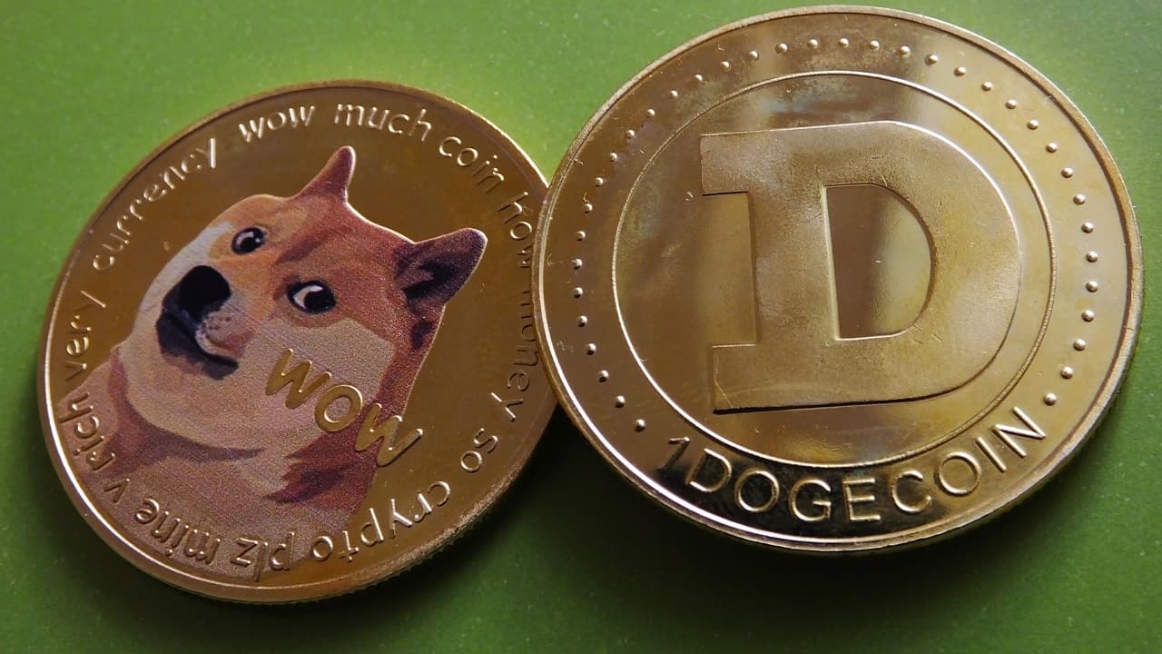 DOGE nears 50 cents as meme coins dominate. 1