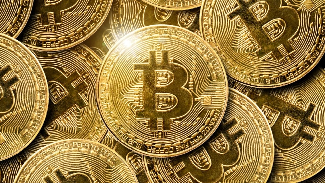 Michael Saylor Confirms Strategy's 478,740 BTC Holdings Amid Market Swings 1