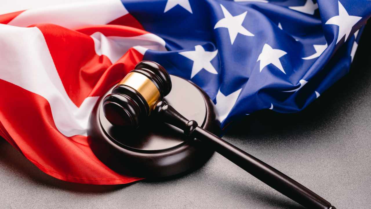 Supreme Court Declines Crypto Privacy Case, Upholds IRS Access Without Warrant 1