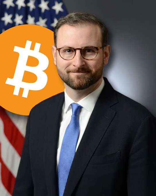 Fed Hints at Rate Cuts, Weak Jobs Data | Stock Warning, BTC Dips & AVAX Surges 5