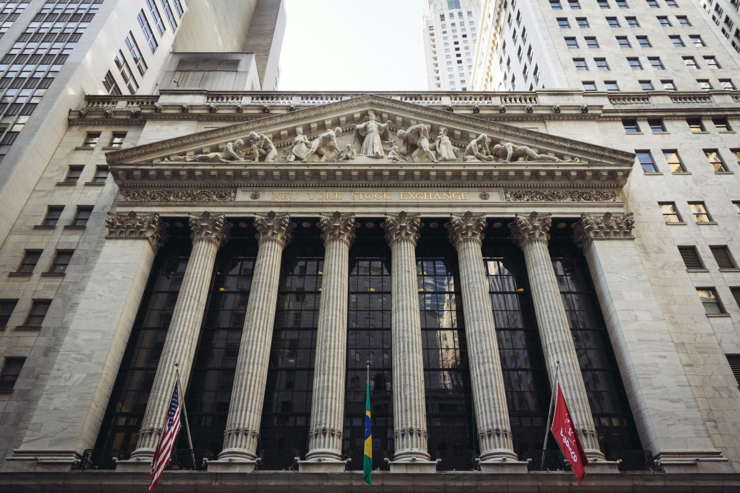 What Is the NYSE? New York Stock Exchange Explained 1