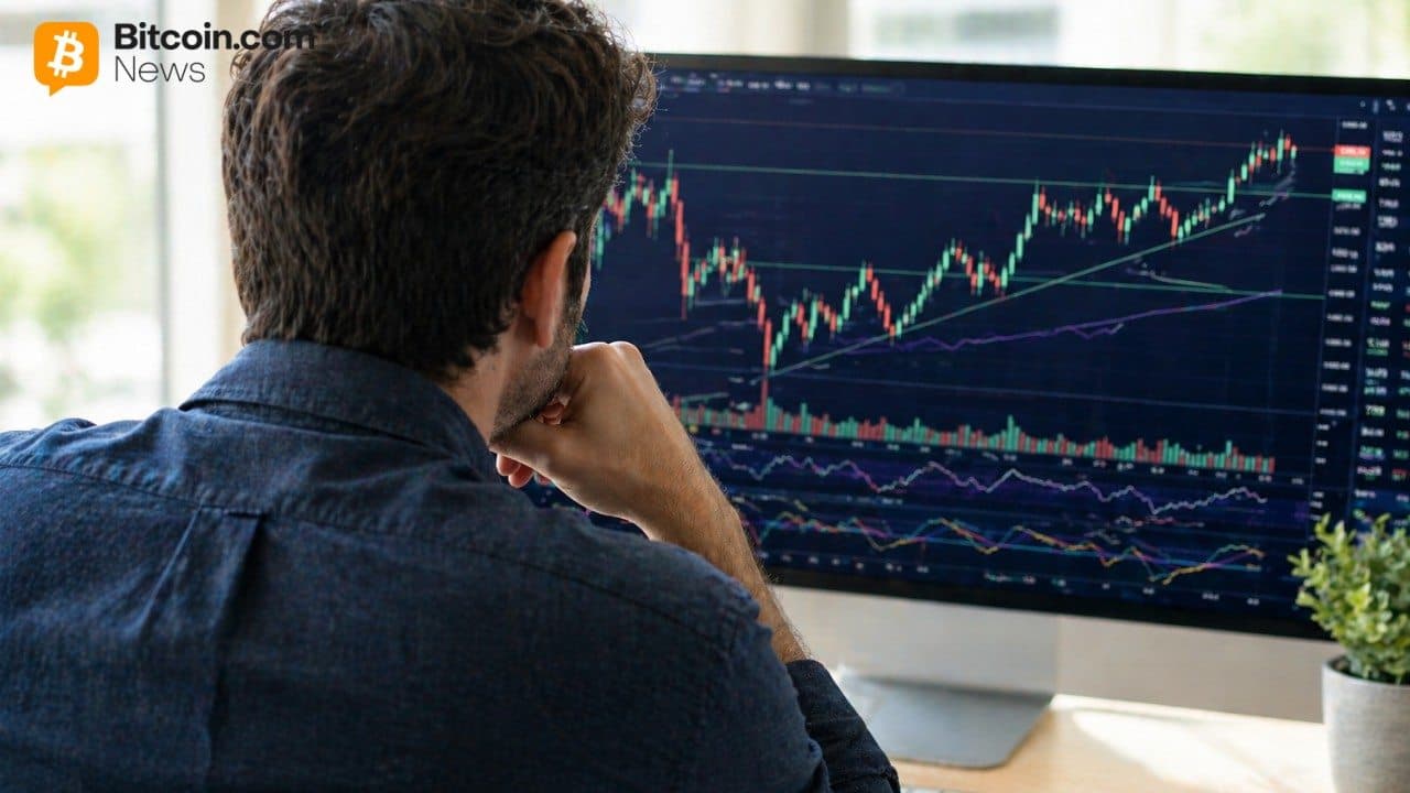 Bitcoin Attempts Bottom as Analyst Flags $79K and $65K Levels 1