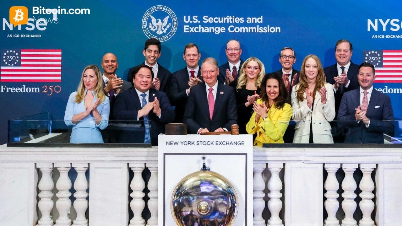 Historic First Year: SEC Under Atkins Resets Crypto Policy With Focus on Clarity and Growth 1