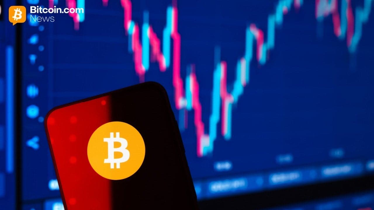 Bitcoin dip-buy signal emerges as retail fear overtakes optimism. 1