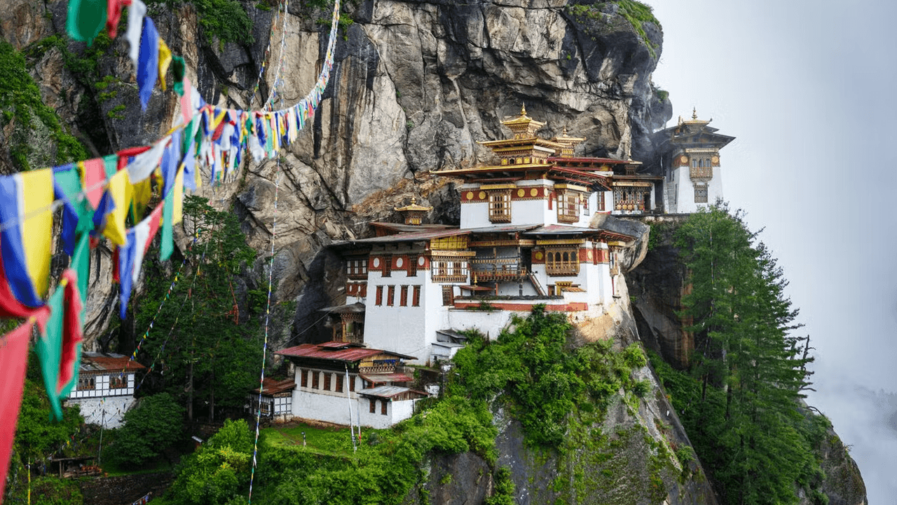 Bhutan Offloads 738 Bitcoin Worth $44.88M as Sovereign Drawdown Meets a $60K BTC 1