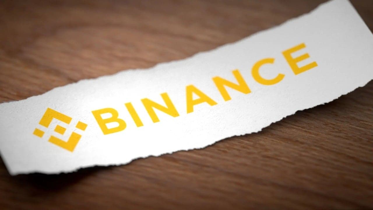 Binance's new US stock-trading service pulls in $400 million in its first week. 1