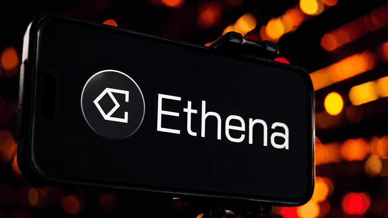 Coinbase Ventures Invests in ENA as Ethena Scales USDe Beyond $1B 1