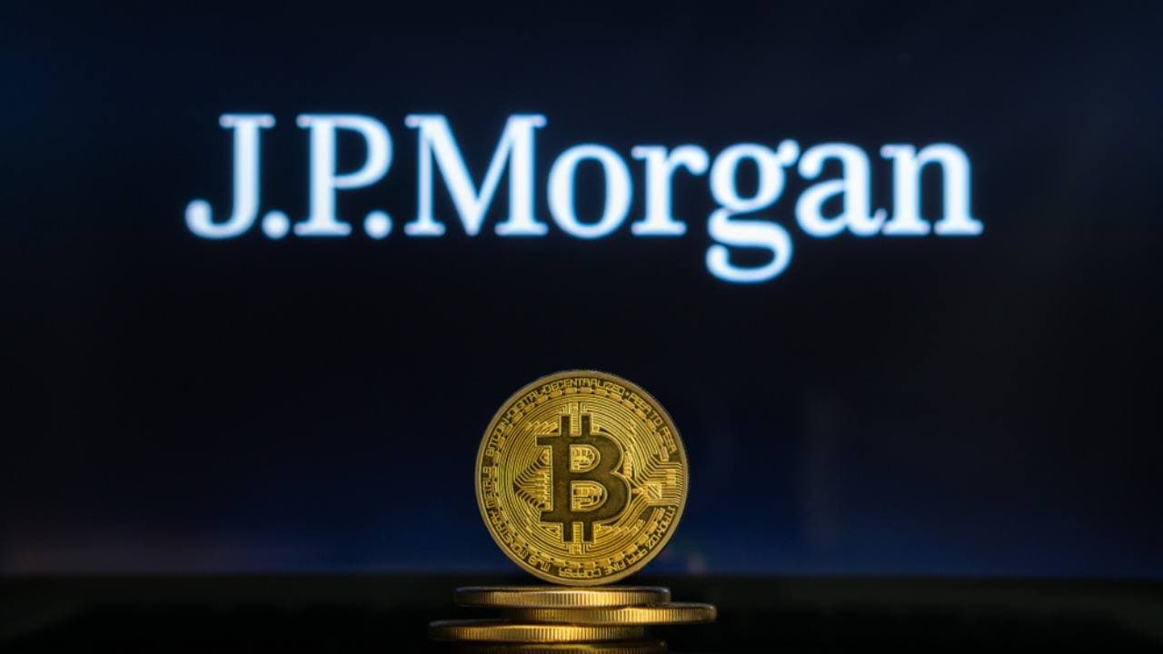 JPMorgan Says 20% of Miners Operating at a Loss as Bitcoin Trades Below Production Cost 1