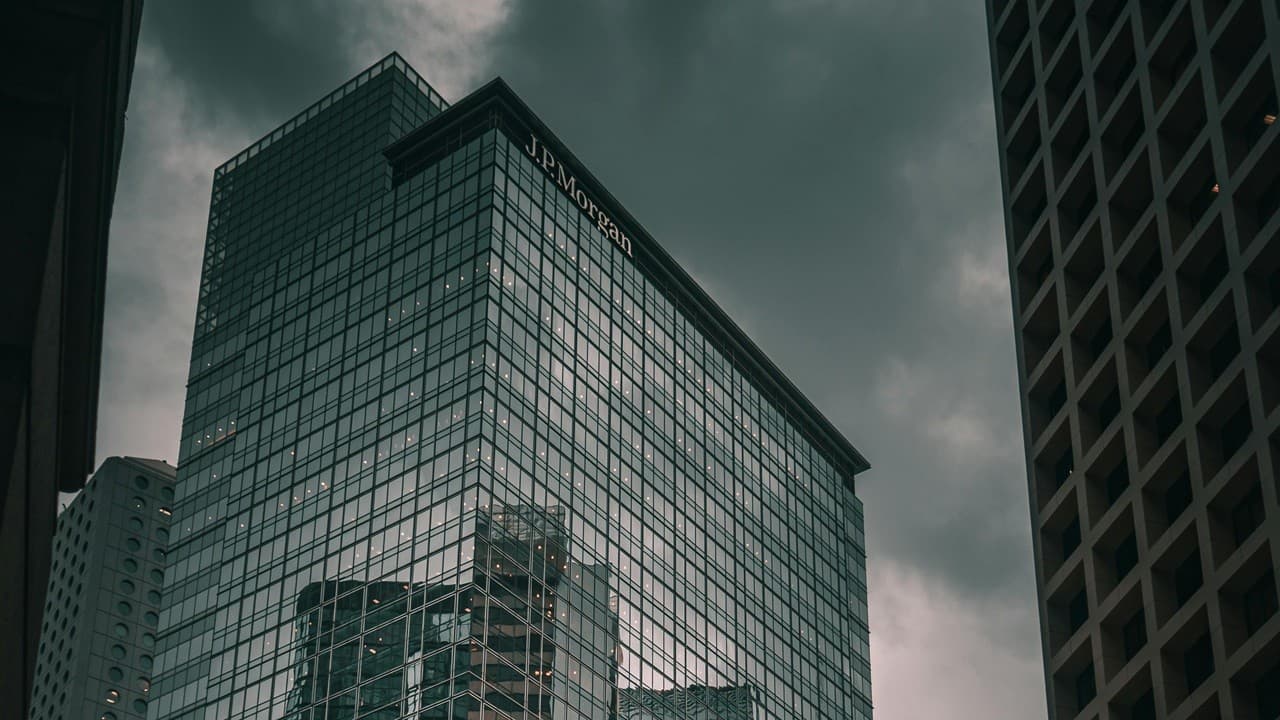 JPMorgan: Strategy's $1.7 Billion Dividend Bill Could Force More Bitcoin Sales 1