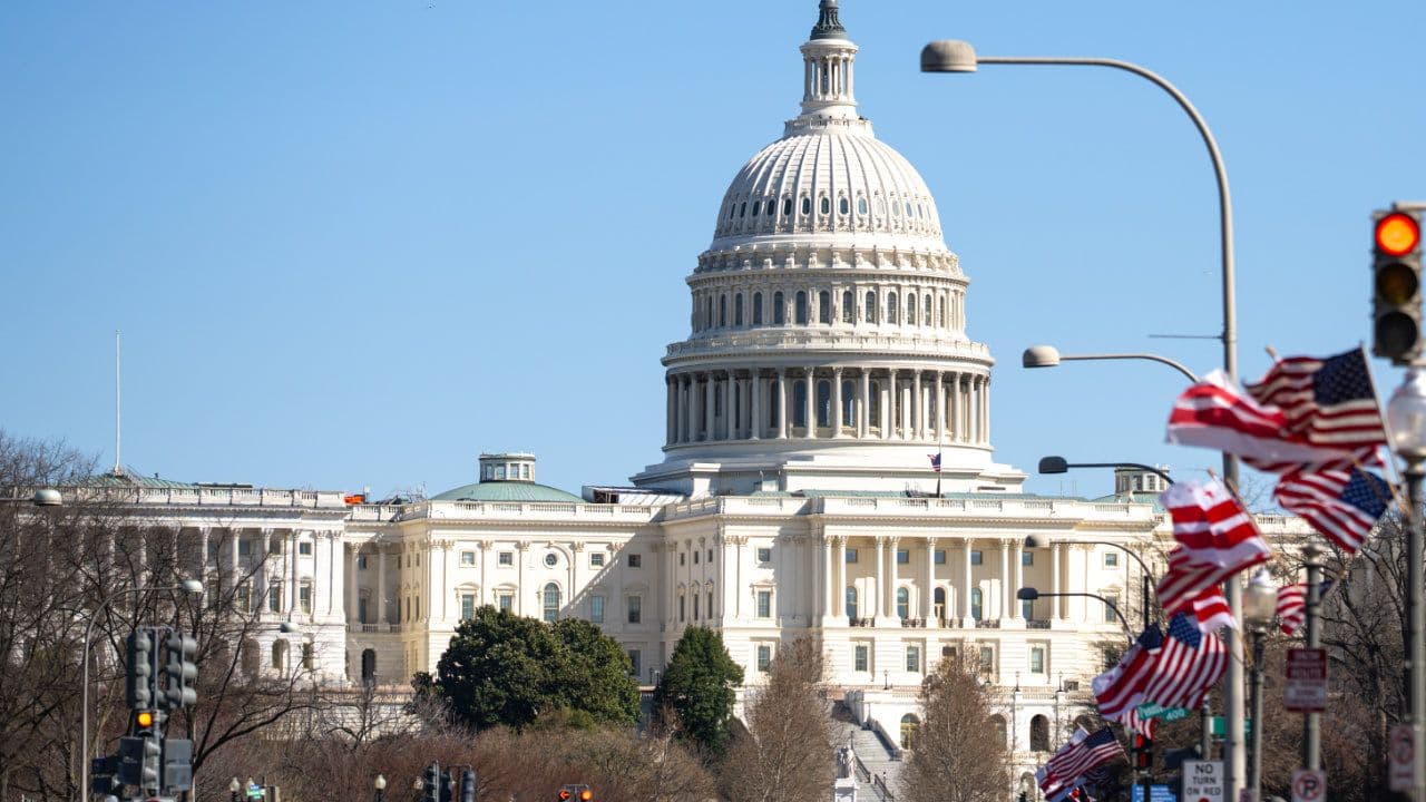 'Stop Lawmakers From Predicting': GOP Bill Targets Congress Betting on Kalshi and Polymarket 1